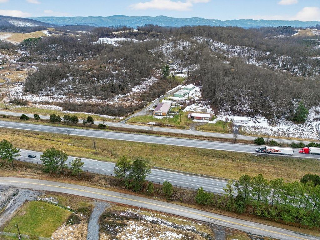 Photo of 2202 Lee Highway, Marion, VA 24354 (MLS # 104388)