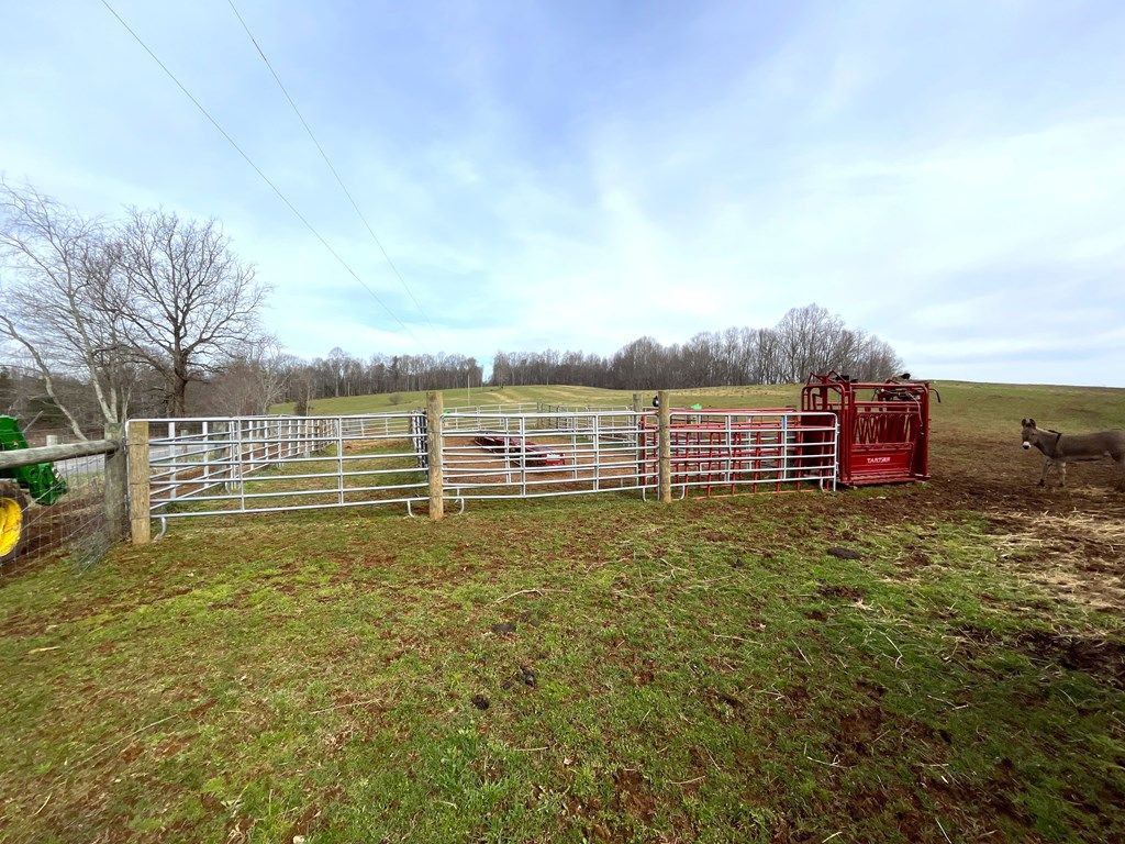 Photo of TBD Dugpsur Road #0, Dugspur, VA 24325 (MLS # 109317)