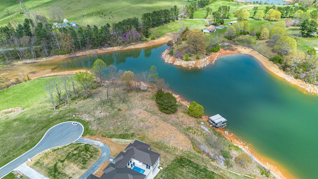 Abingdon, Virginia 24211, United States, ,Land,Active,114605