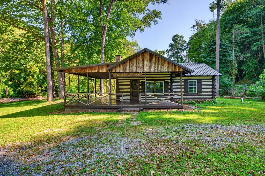 Photo of 1949 Wolf Creek Hwy, Narrows, VA 24124 (MLS # 111751)