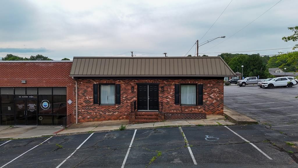 Photo of 120 Slusher Street, Stuart, VA 24171 (MLS # 109327)