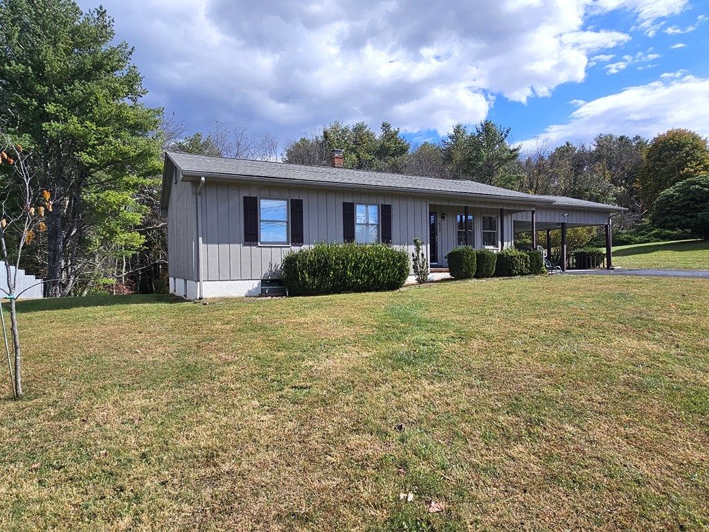 Photo of 613 Fries Rd, Galax, VA 24333 (MLS # 103892)