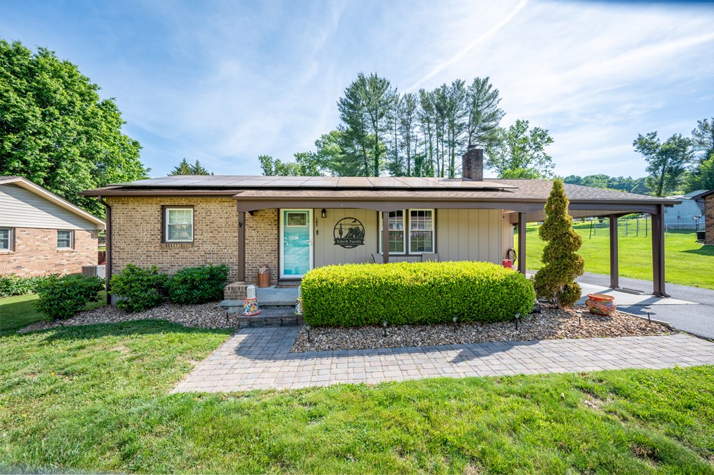 183 Harris Ln
