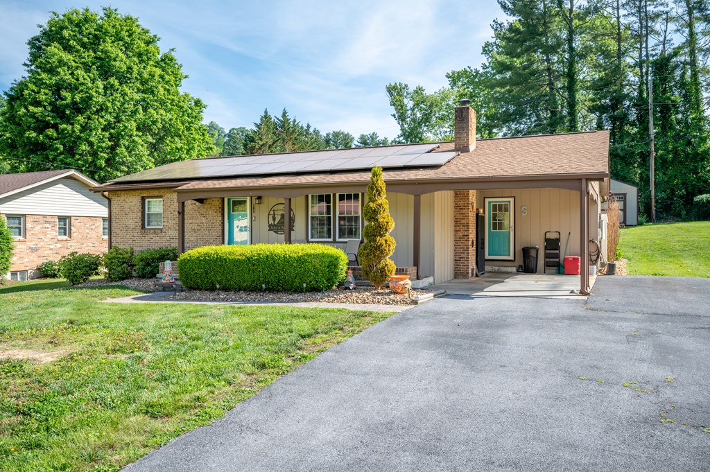 183 Harris Ln