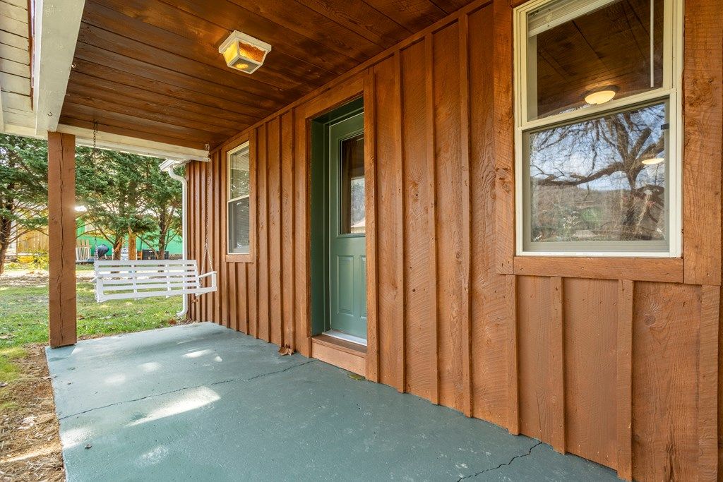 Photo of 338 Whistlestop Road, Damascus, VA 24236 (MLS # 105879)