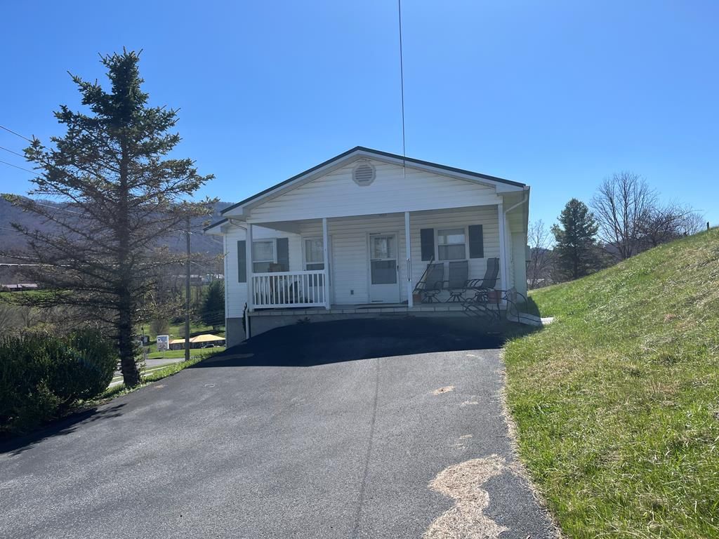 Photo of 1799 Fincastle Tpke, Tazewell, VA 24651 (MLS # 109417)