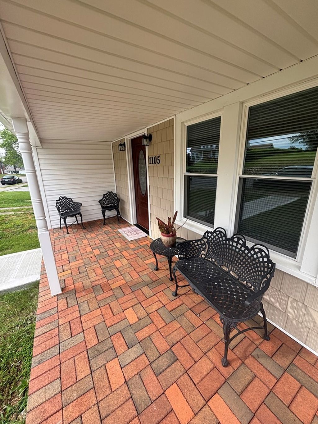 Photo of 1105 N Main Street, Hillsville, VA 24343 (MLS # 104568)