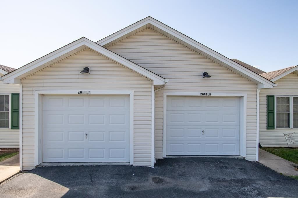 Photo of 20892 Deer Run Drive, Abingdon, VA 24211 (MLS # 109735)