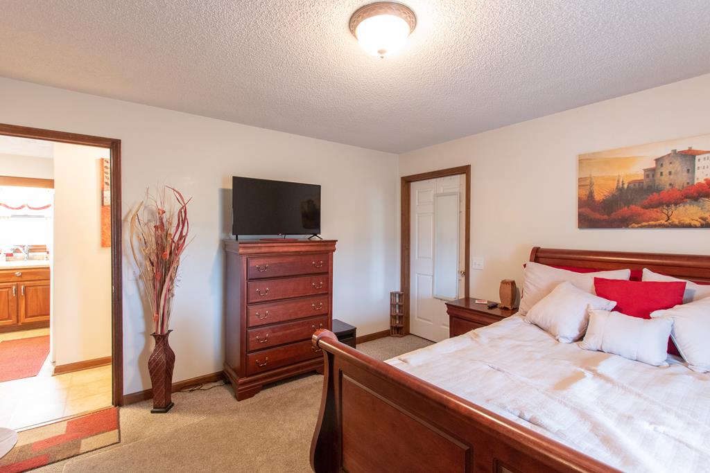 Glade Spring, Virginia 24340, United States, 3 Bedrooms Bedrooms, ,2 BathroomsBathrooms,Residential,Active,31963