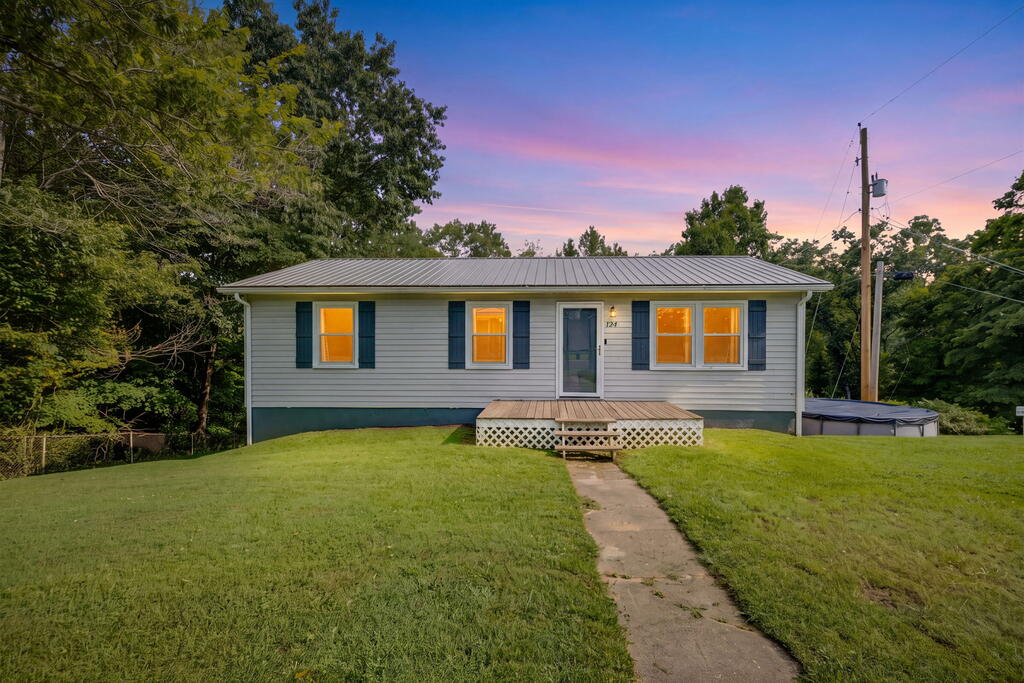 Photo of 124 Henry Kiser Road, Lebanon, VA 24266 (MLS # 111538)