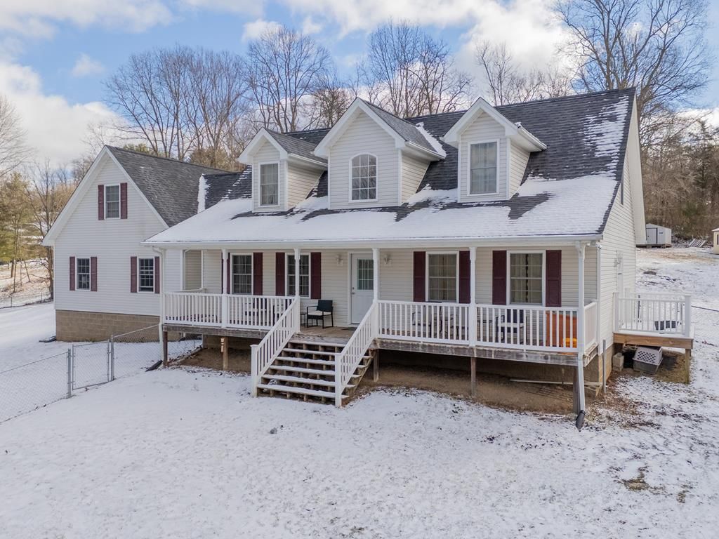 Photo of 376 Napoleon Street, Marion, VA 24354 (MLS # 104353)