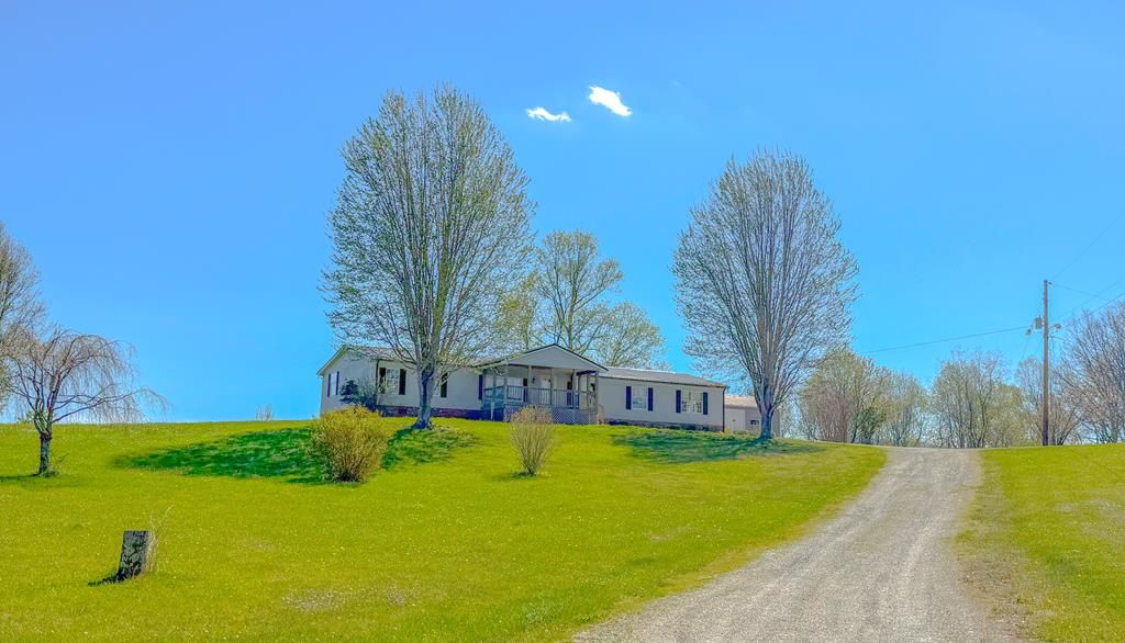 Photo of 7382 Flat Ridge Road, Troutdale, VA 24378 (MLS # 109721)