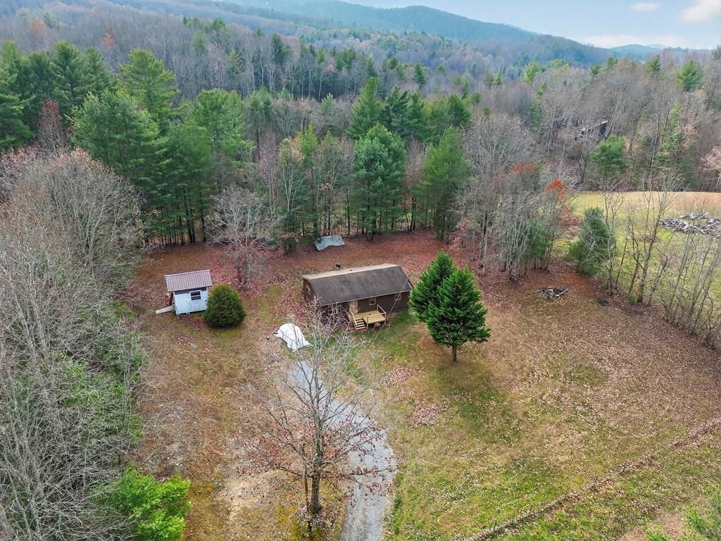 Photo of 625 Belle Hollow Rd, Chilhowie, VA 24319 (MLS # 104195)