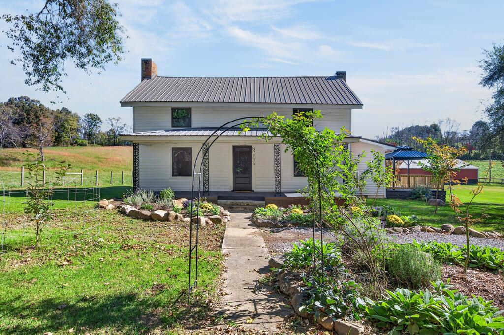 736 Mule Hell Road