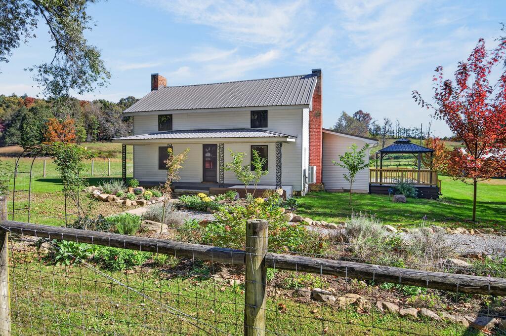 736 Mule Hell Road