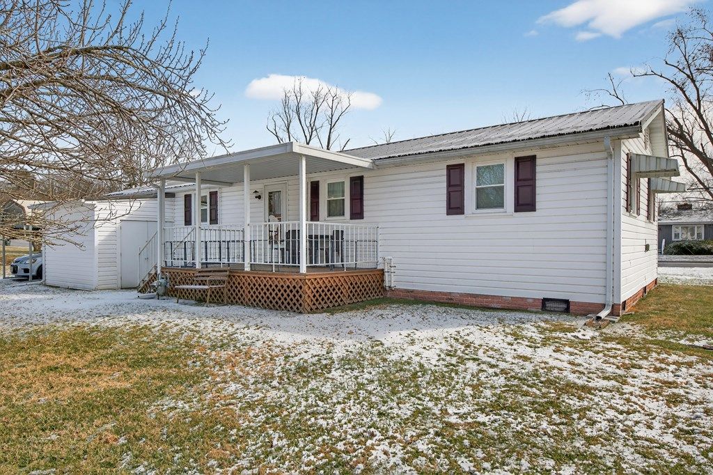 Photo of 407 Summers St., NE, Abingdon, VA 24210 (MLS # 104711)