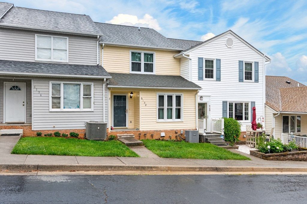 Photo of 6138 Schoolfield Ave, Radford, VA 24141 (MLS # 110145)