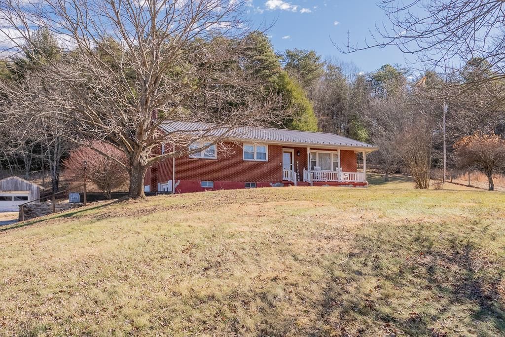 Photo of 1350 Ivanhoe Rd, Max Meadows, VA 24360 (MLS # 104661)
