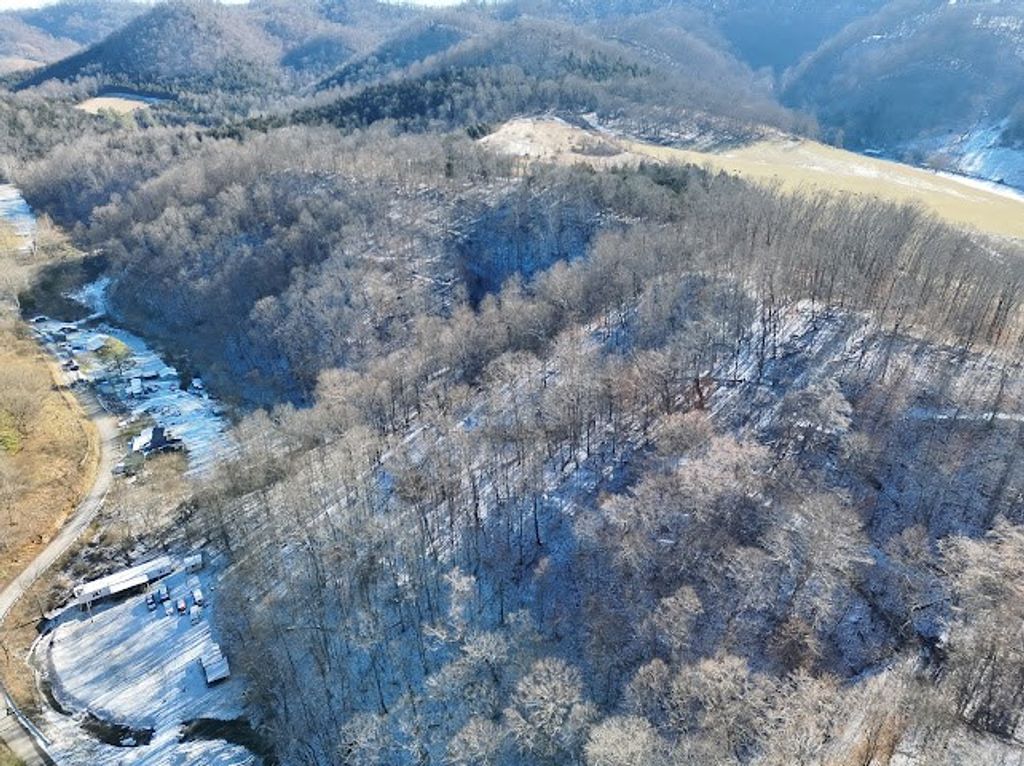 Photo of TBD Sugar Run Road #/, Cedar Bluff, VA 24609 (MLS # 104379)
