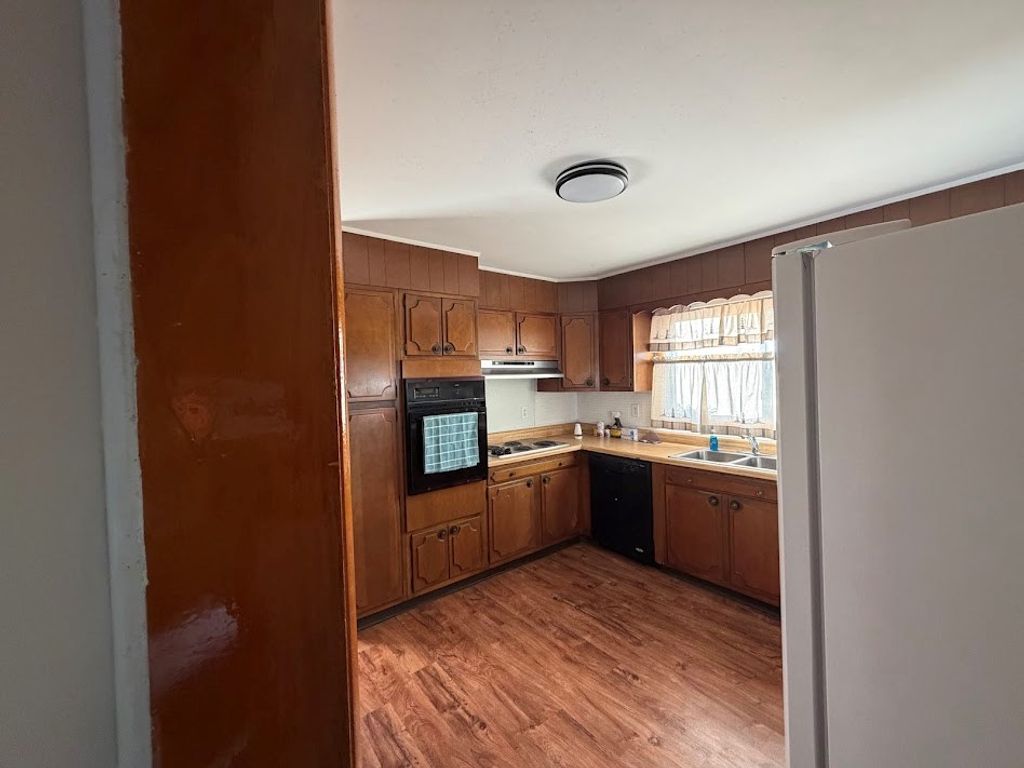 Photo of 108 Stage Rd, Richlands, VA 24641 (MLS # 104223)