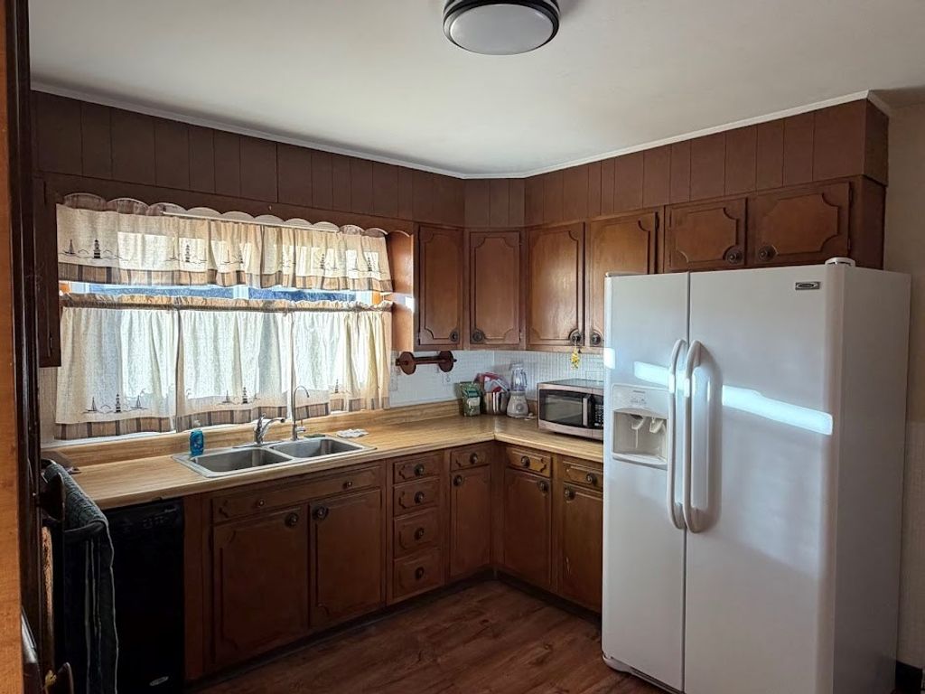 Photo of 108 Stage Rd, Richlands, VA 24641 (MLS # 104223)