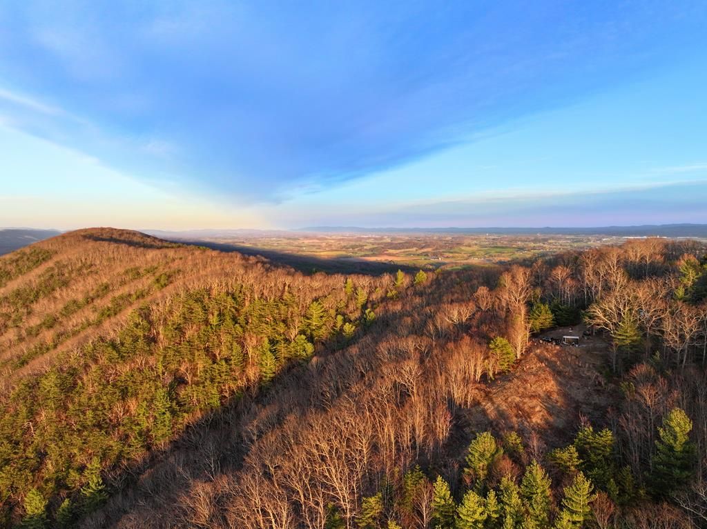 Photo of 6184 North Ridge Ln #n/a, Pulaski, VA 24301 (MLS # 109333)