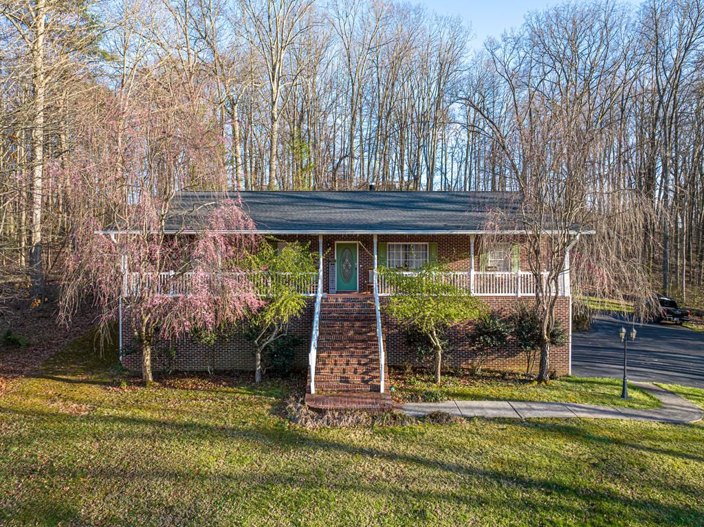 Photo of 358 Gravely Rd, Kingsport, TN 37760 (MLS # 109253)