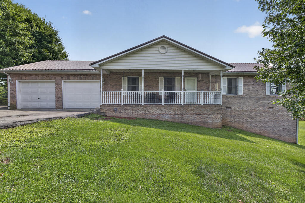 Photo of 26198 Beech Circle, Abingdon, VA 24211 (MLS # 111417)