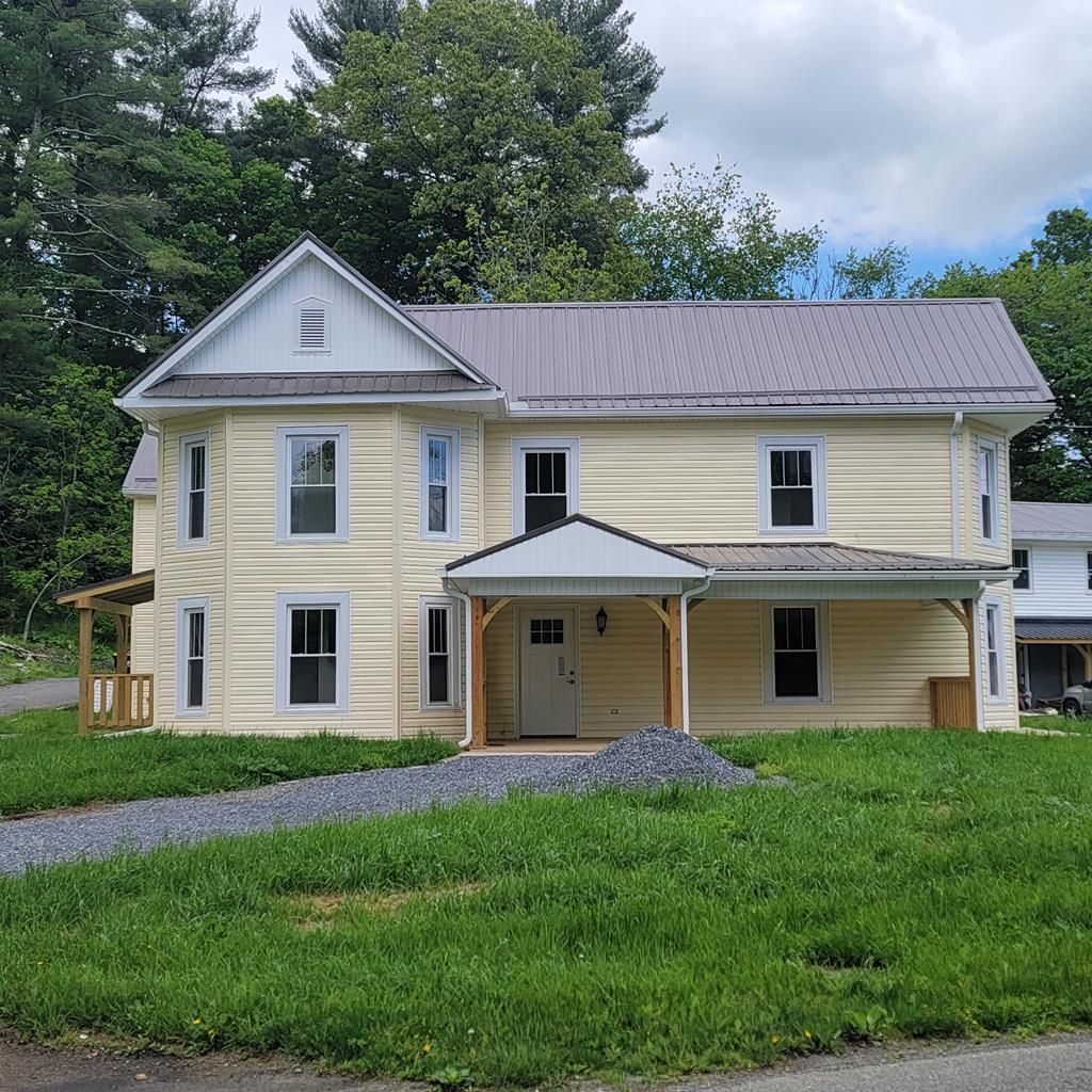 Photo of 327 327 Sulphur Springs Rd, Chilhowie, VA 24319 (MLS # 110119)