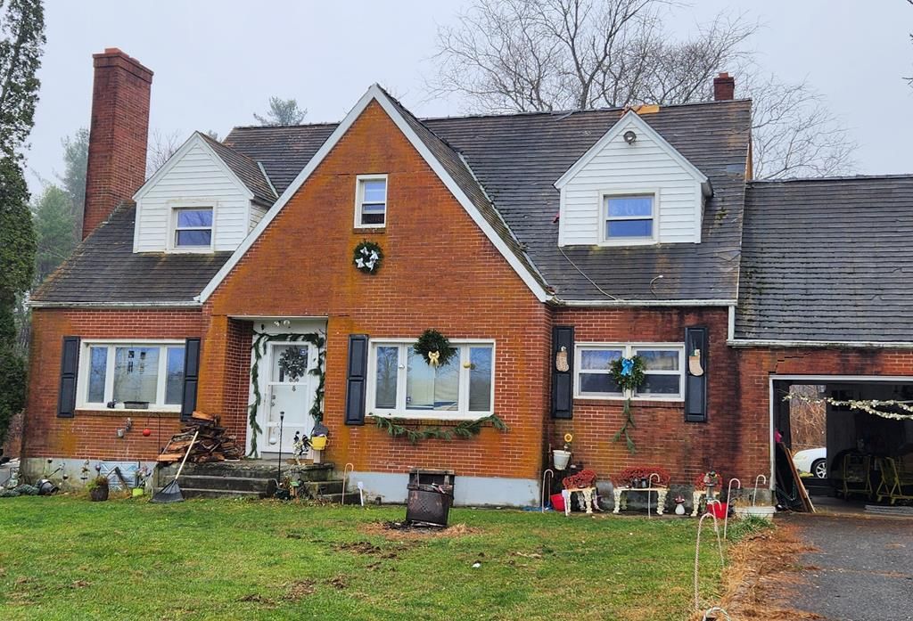 Photo of 10140 Dugspur Rd #1, Laurel Fork, VA 24352 (MLS # 104247)