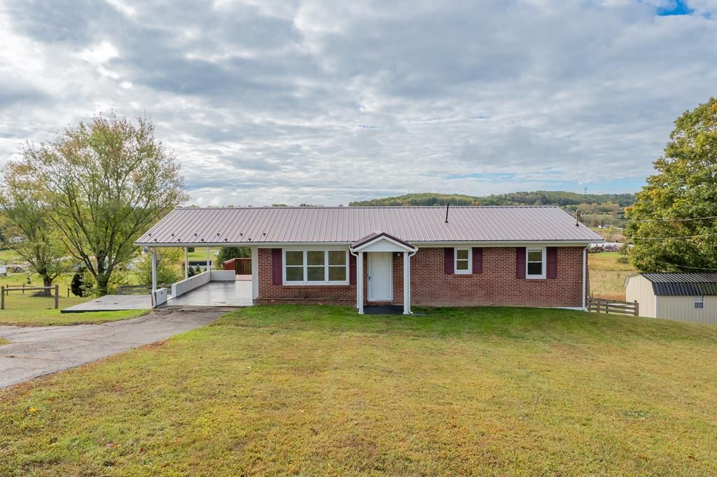 Photo of 578 Sheffey School Rd, Max Meadows, VA 24360 (MLS # 103759)