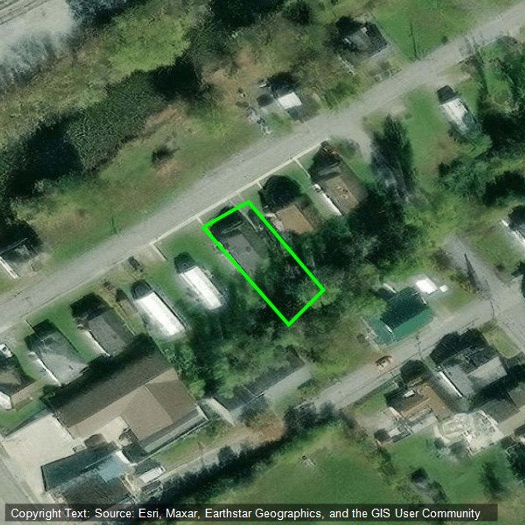 Photo of 1008 E First St, Richlands, VA 24641 (MLS # 109254)