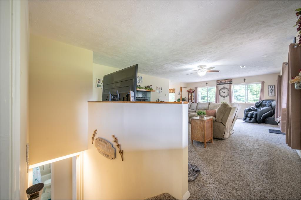 Fancy Gap, Virginia 24328, United States, 4 Bedrooms Bedrooms, ,2 BathroomsBathrooms,Residential,Active,202230