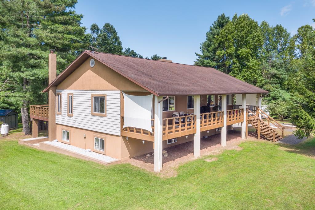 Fancy Gap, Virginia 24328, United States, 4 Bedrooms Bedrooms, ,2 BathroomsBathrooms,Residential,Active,202230