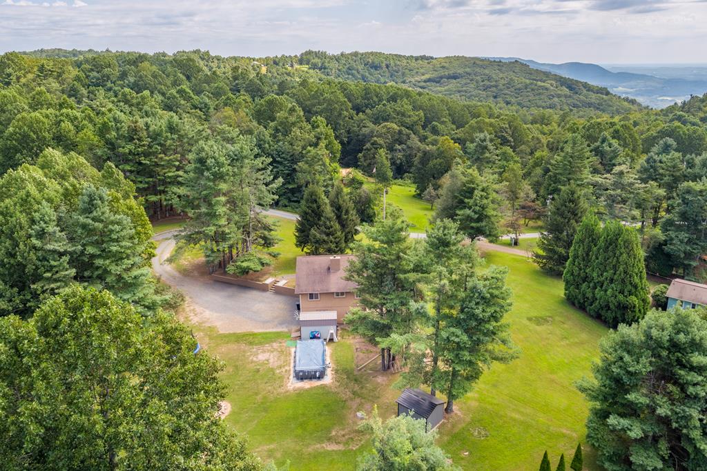 Fancy Gap, Virginia 24328, United States, 4 Bedrooms Bedrooms, ,2 BathroomsBathrooms,Residential,Active,202230