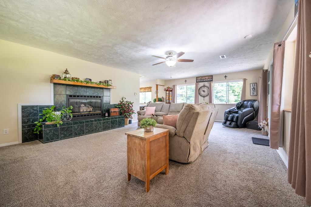 Fancy Gap, Virginia 24328, United States, 4 Bedrooms Bedrooms, ,2 BathroomsBathrooms,Residential,Active,202230