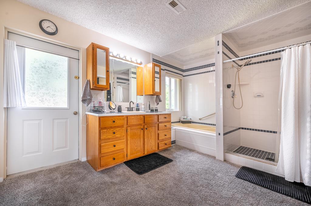 Fancy Gap, Virginia 24328, United States, 4 Bedrooms Bedrooms, ,2 BathroomsBathrooms,Residential,Active,202230