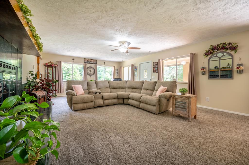 Fancy Gap, Virginia 24328, United States, 4 Bedrooms Bedrooms, ,2 BathroomsBathrooms,Residential,Active,202230