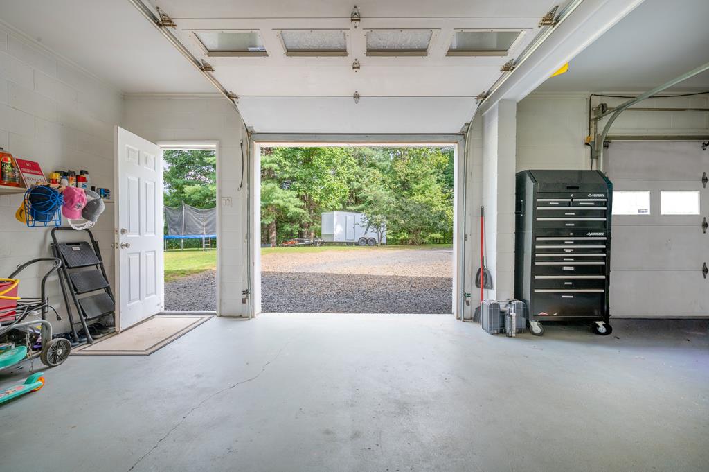 Fancy Gap, Virginia 24328, United States, 4 Bedrooms Bedrooms, ,2 BathroomsBathrooms,Residential,Active,202230