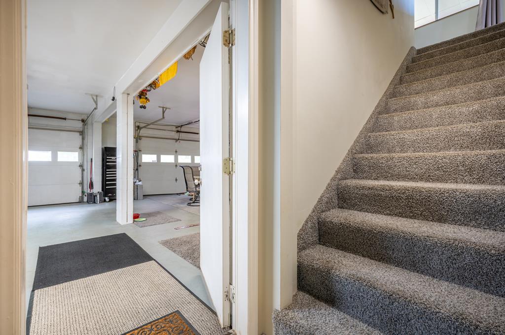 Fancy Gap, Virginia 24328, United States, 4 Bedrooms Bedrooms, ,2 BathroomsBathrooms,Residential,Active,202230