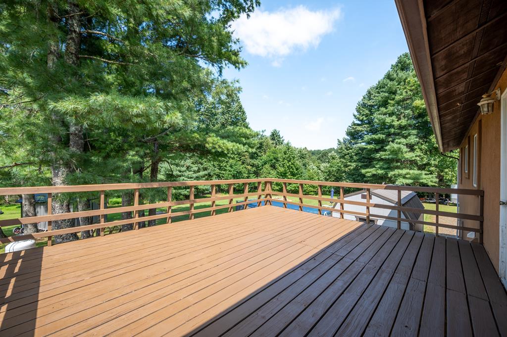 Fancy Gap, Virginia 24328, United States, 4 Bedrooms Bedrooms, ,2 BathroomsBathrooms,Residential,Active,202230