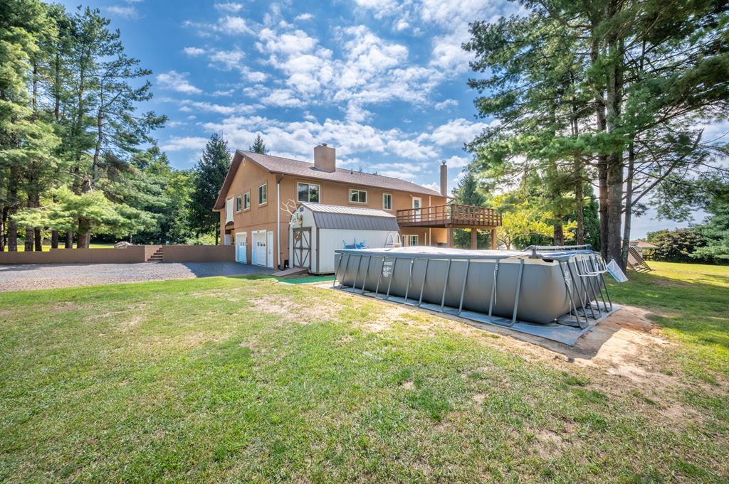 Fancy Gap, Virginia 24328, United States, 4 Bedrooms Bedrooms, ,2 BathroomsBathrooms,Residential,Active,202230