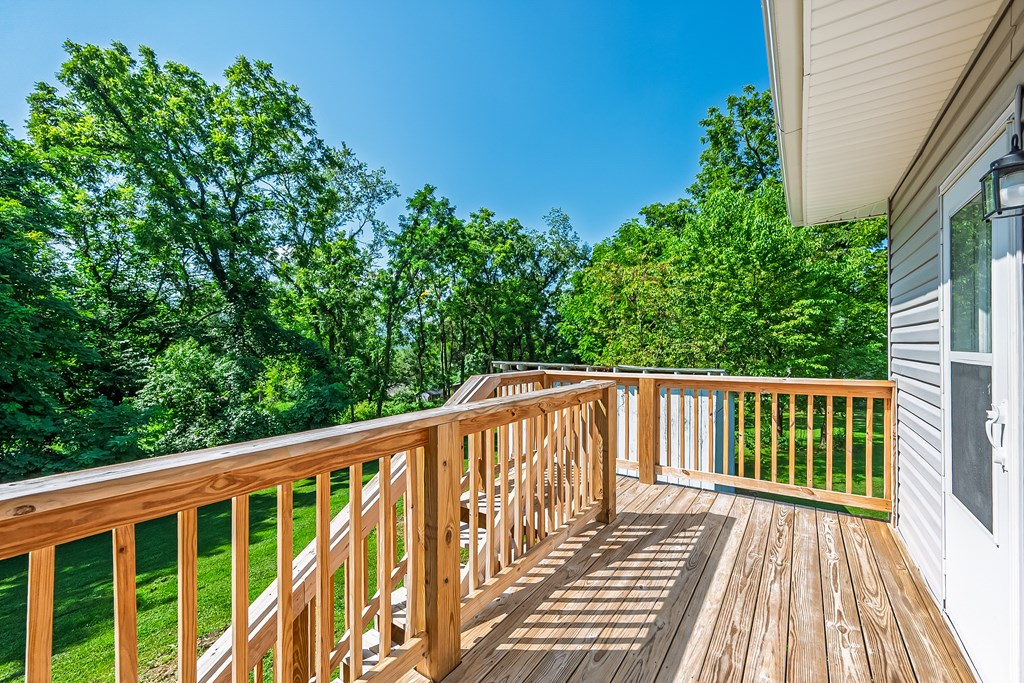 Wytheville, Virginia 24382, United States, 2 Bedrooms Bedrooms, ,2 BathroomsBathrooms,Residential,Contingent,179966