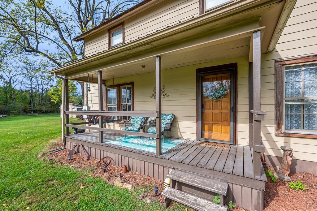 Photo of 483 Store Hill Rd, Austinville, VA 24312 (MLS # 103698)