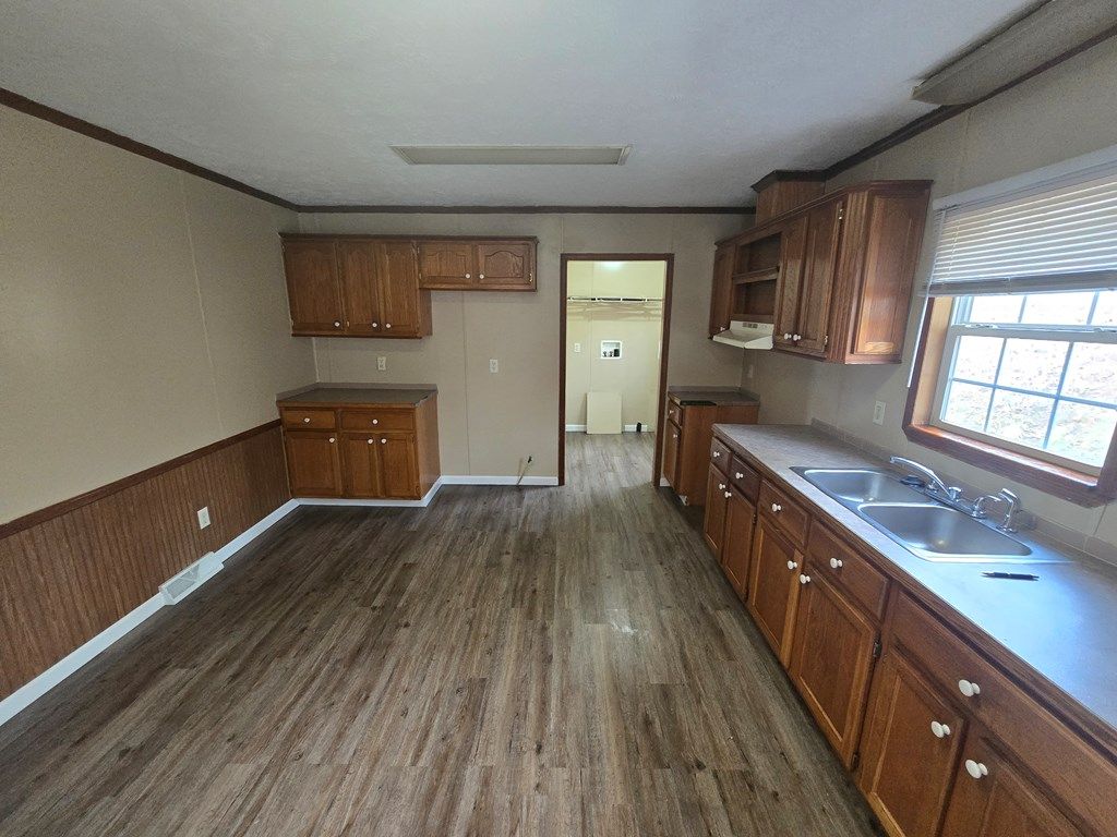 Photo of 472 Carline Avenue, Tazewell, VA 24651 (MLS # 103969)