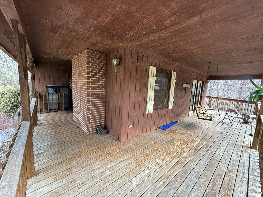 Photo of 154 Powhatan Trail, Fancy Gap, VA 24328 (MLS # 109459)