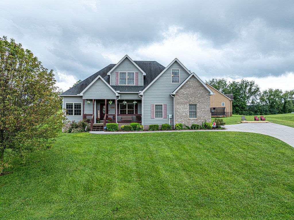 Photo of 20972 Cheyenne Trail, Abingdon, VA 24211 (MLS # 111018)