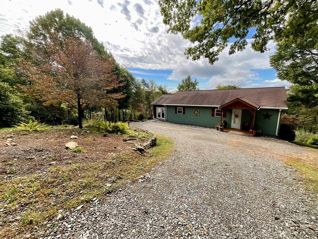 Photo of 50 Benton Way, Fancy Gap, VA 24328 (MLS # 103615)