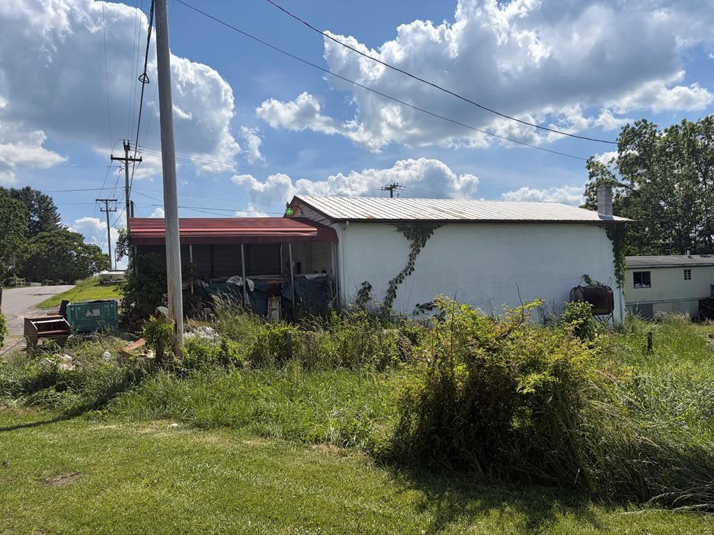 Photo of 1686 Rescue Rd #N/A, Austinville, VA 24312 (MLS # 110327)