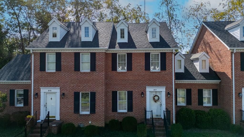 Photo of 817 NE Wayne Ave, Abingdon, VA 24210 (MLS # 104161)